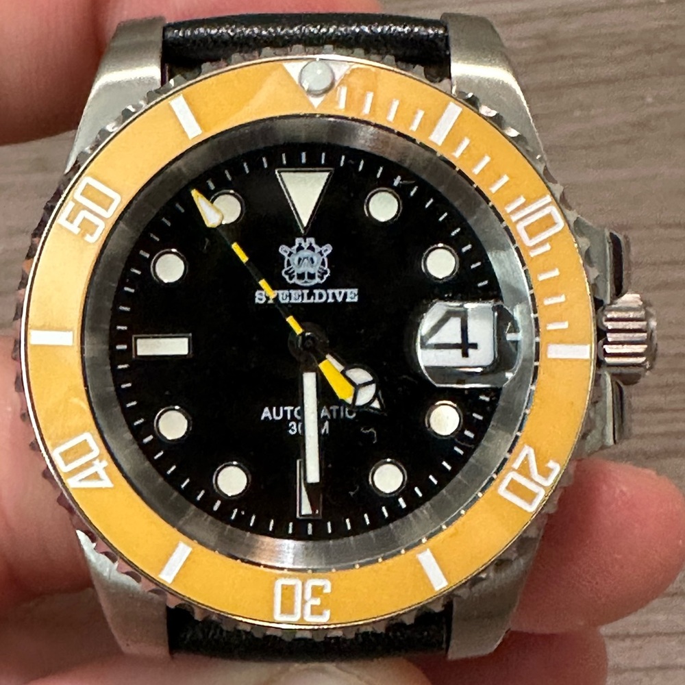 Steeldive SD1953T Automatic Diver - Strap & Bracelet